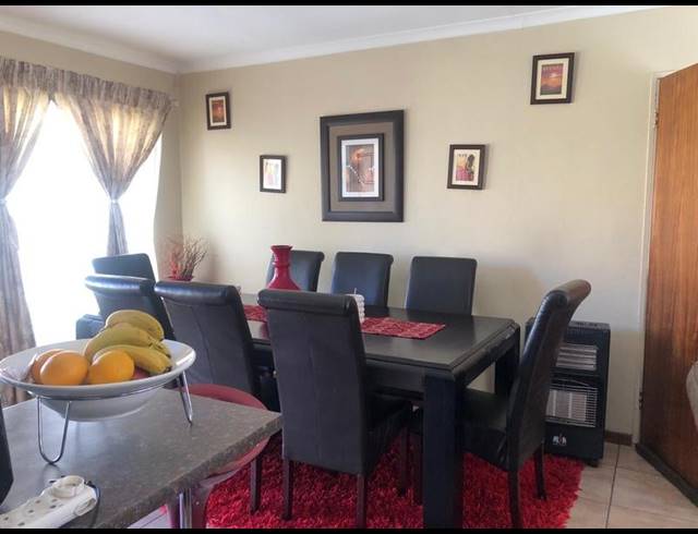 3 BEDROOM HOUSE FOR SALE IN EQUESTRIA